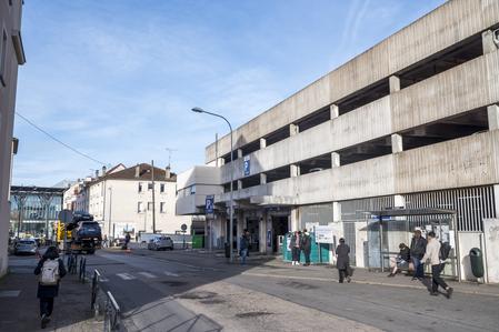 Prolongation des abonnements du parking-relais Indigo